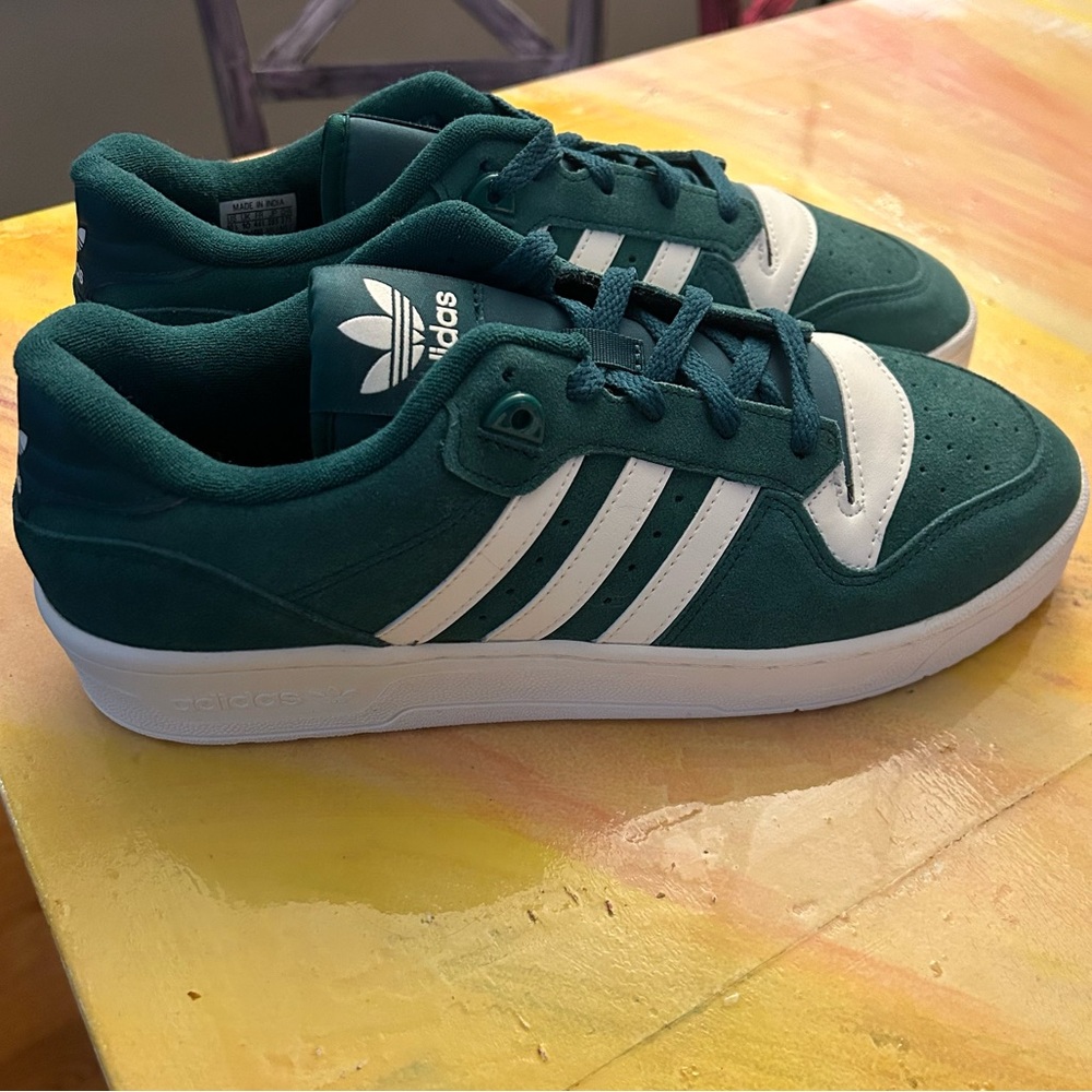 Adidas Rivalry Low Shoes - Picture 3 of 16